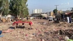 د پېښور انتظاميې د افغانانو سلګونه هټۍ نړولې دي
