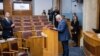 Kryeministri Millojko Spajiq dhe kryeparlamentari Andrija Mandiq në Parlamentin e Malit të Zi, Podgoricë, 30 tetor 2023.