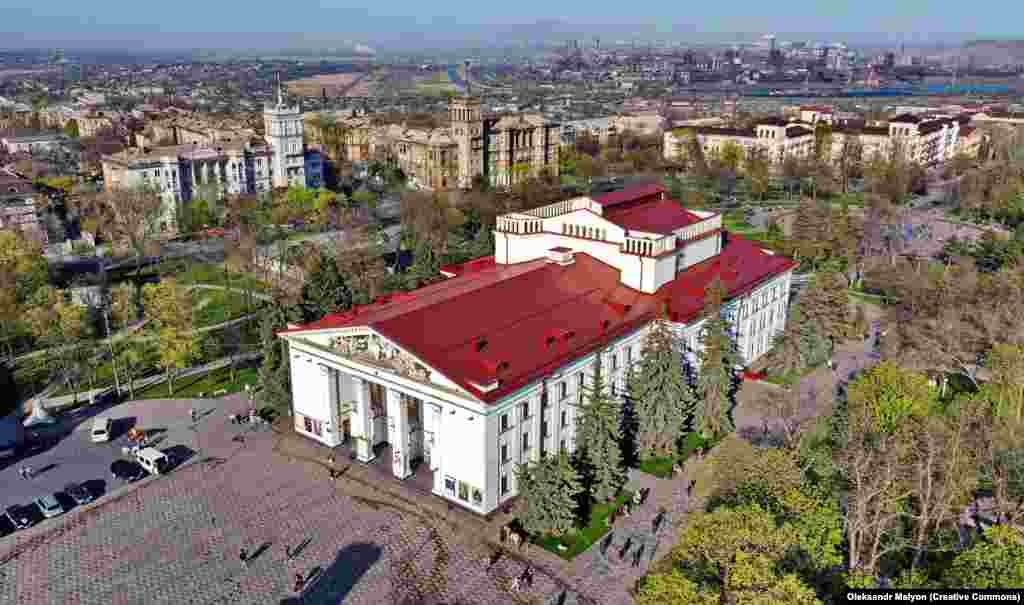 The Donetsk Regional Drama Theater, in central Mariupol, photographed in May 2021.&nbsp;