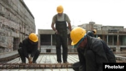 Շինհրապարակ Երեւանում