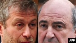 Boris Berezovski (dreapta) şi Roman Abramovici