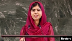 د سولې د نوبل جایزې ګټونکې او د تعليم نړيواله مبارزه ملاله یوسفزۍ. 