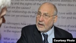 Economistul american Joseph Eugene Stiglitz, profesor la Columbia University. 