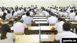 В марте этого года 80 тысяч студентов были отправлены домой в связи с пандемией Covid-19.