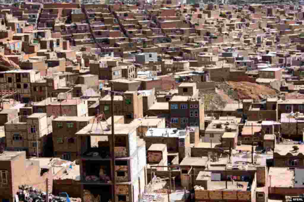 Photographer Abbas Atilay of RFE/RL’s Azerbaijani Service recently visited two cities, Tabriz and Orumieh (Urmia), in northwestern Iran’s mainly ethnic Azeri provinces. Shown here: a neighborhood of Tabriz