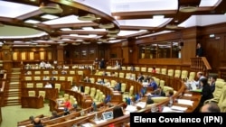 Parlamentul de la Chișinău.