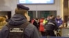 В последнее время в московском аэропорту «Домодедово» усилен надзор. 