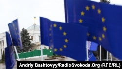 «Політична еліта України відкинула державу назад у розвитку, всупереч сподіванням суспільства» – експерт