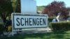 Biciclişti la Schengen.