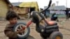 Kosovo: Camps For Displaced Roma Poisoned By Toxic Waste