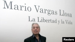 Mario Vargas Llosa în 2009