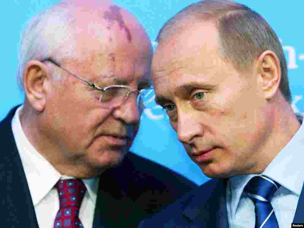 Gorbachev speaking to Russian President Vladimir Putin at a news conference in Schleswig, Germany, in December 2004. Gorbachev would share criticism of Vladimir Putin, but he commended Russia's occupation and annexation of Crimea from Ukraine, reportedly saying, "I would have done the same." However, following Russia’s invasion of Ukraine in February, Gorbachev's assessment of his successor reportedly took a sharp turn downward.
