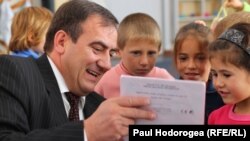 Valentin Crudu la Obileni, Hîncești