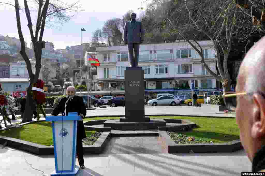 There's also a Heydar Aliyev statue in Istanbul, Turkey.