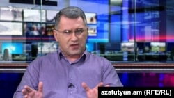 «Հանուն Հայաստան պետության» ճակատի անդամ, «Ժառանգություն» կուսակցության առաջնորդ Արմեն Մարտիրոսյան, արխիվ