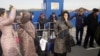 Мигранты из Таджикистана, застрявшие на границе.