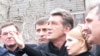 Лише біда може об’єднати. Щиро чи «на публіку»?